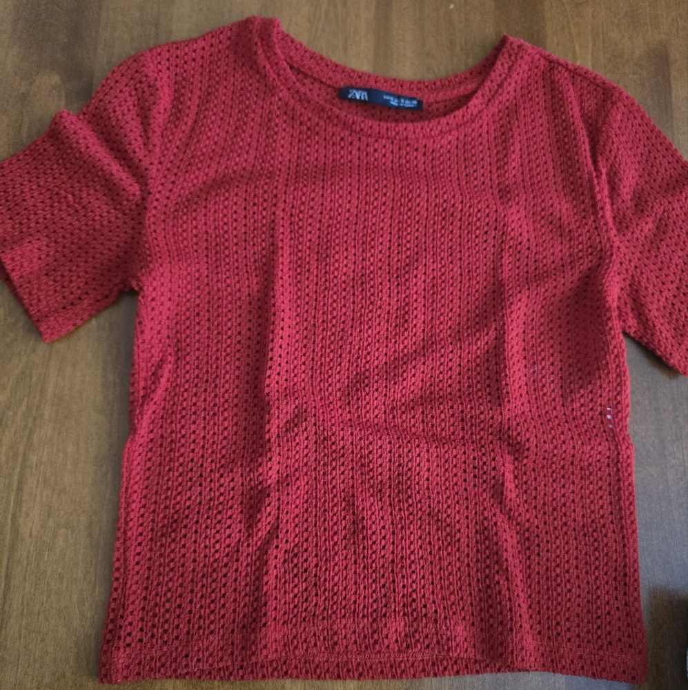 Red Knit Short Sleeve Top - Picture 3 of 4